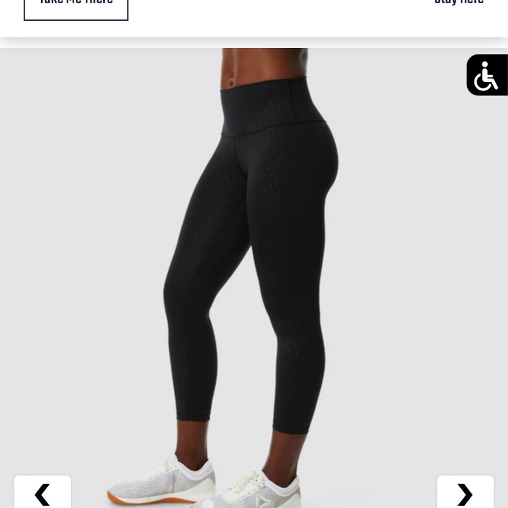 Fierce leggings,like new condition,very comfy, no see through, pretty print.